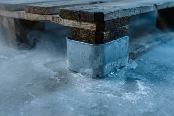 refuerzo-metalico-para-palets-madera